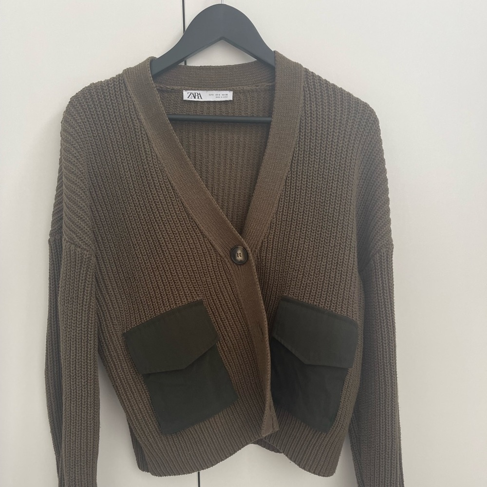 Zara two-tone utility cardigan. Great for any season. Size medium / dark green.